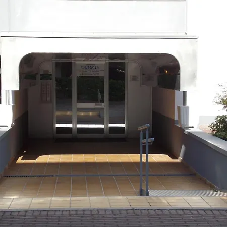 Charming Near The In * ビビオーネ